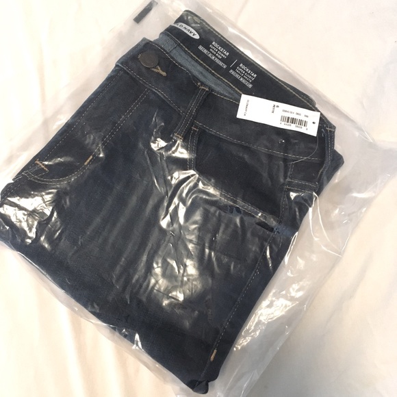 NWT ⭐️ Dark Blue Skinny Jeans - Picture 2 of 4
